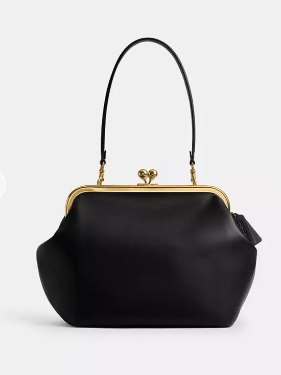 Coach Handbags - Coach Black Kisslock Frame Shoulder Bag 27 with Gold Hardware